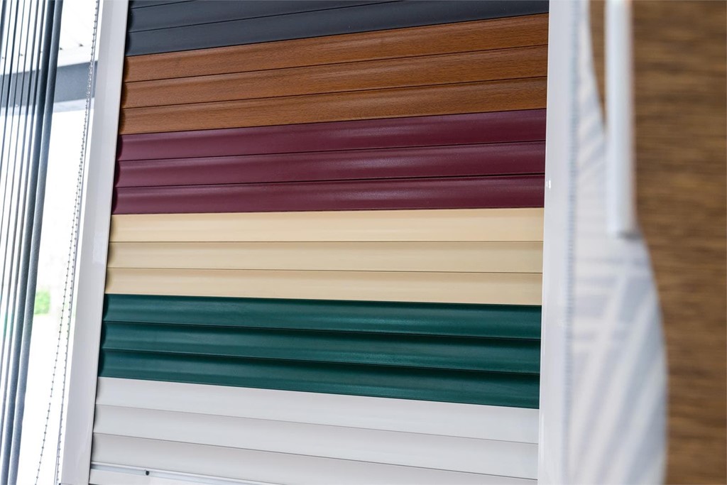 3 espacios para colocar cortinas venecianas